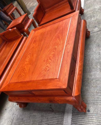 大果紫檀是紅木嗎？怎么辨別真假？